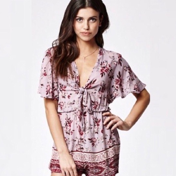 Tie Front Kendall & Kylie Floral Romper - Picture 2 of 5